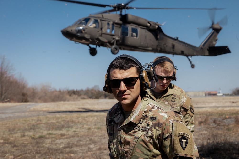 Sling Load Training with C Co. 1-143d IN REGT (ABN)