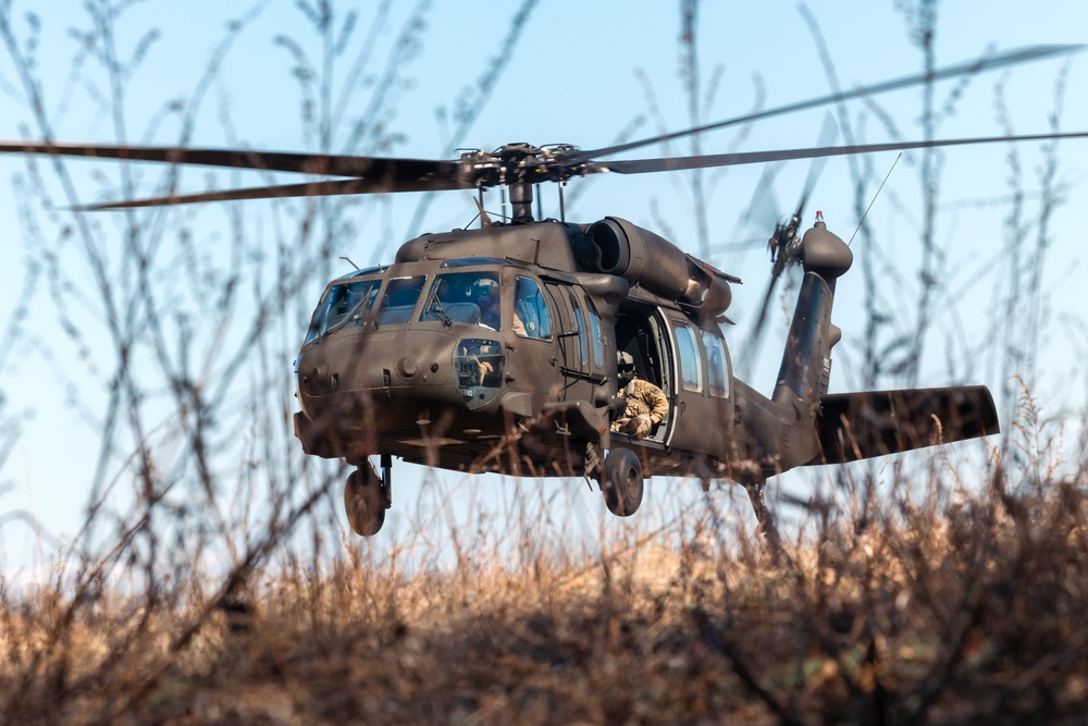 Sling Load Training with C Co. 1-143d IN REGT (ABN)