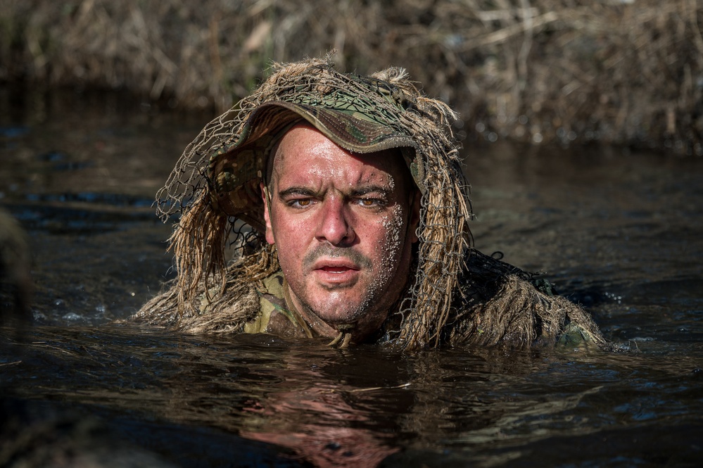 1-114th Reconnaissance and Sniper Platoon Ghillie Wash