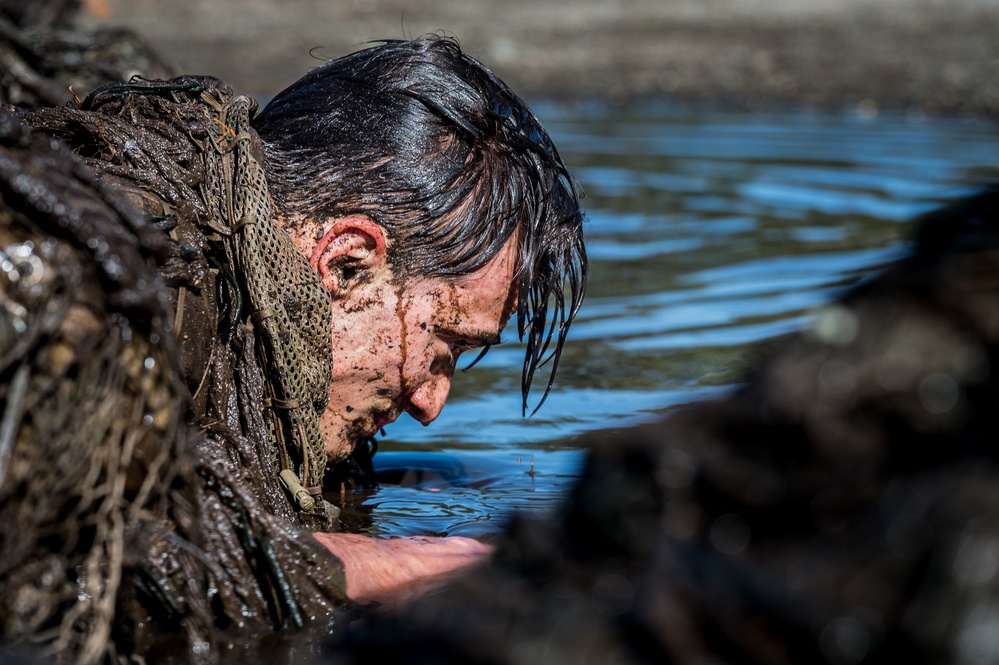 1-114th Reconnaissance and Sniper Platoon Ghillie Wash