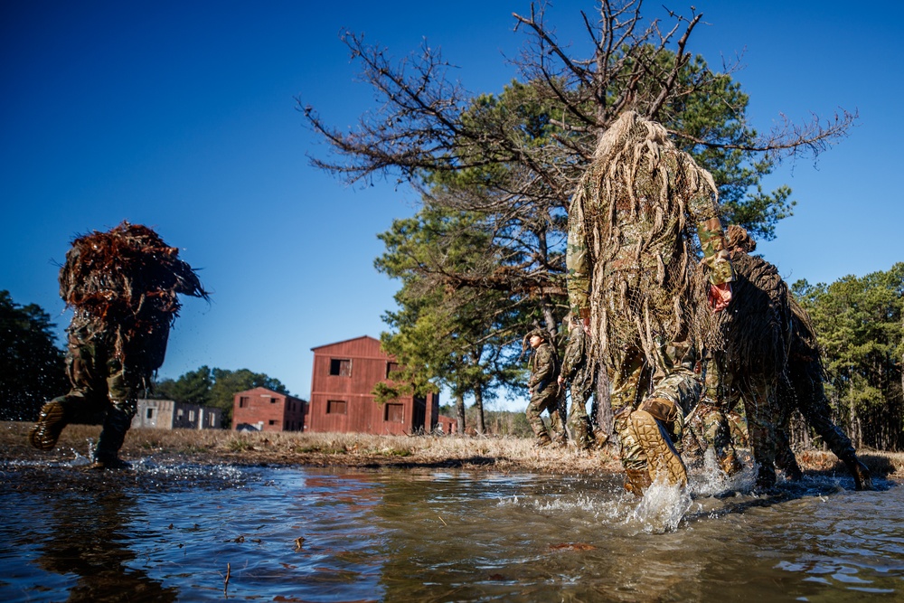 1-114th Reconnaissance and Sniper Platoon Ghillie Wash