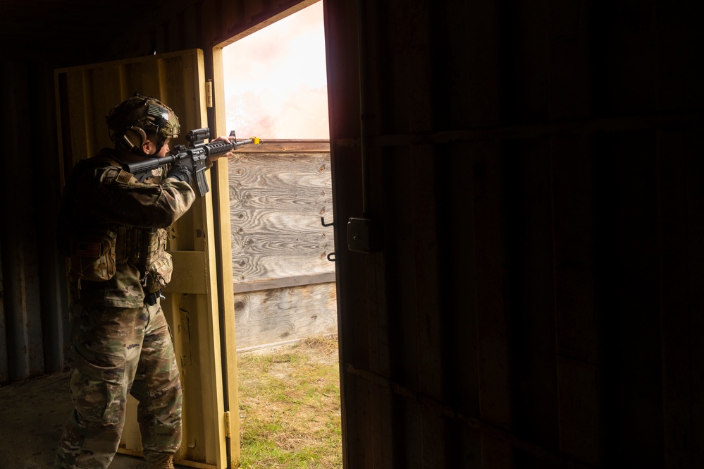 COMCAM practices CQB tactics