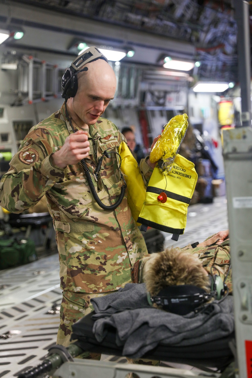 445th aeromedical evacuation Airmen sharpen skills during DART