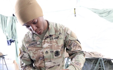 Staff Sgt. Natesha Johnson Competes in Army Reserve Best Warrior