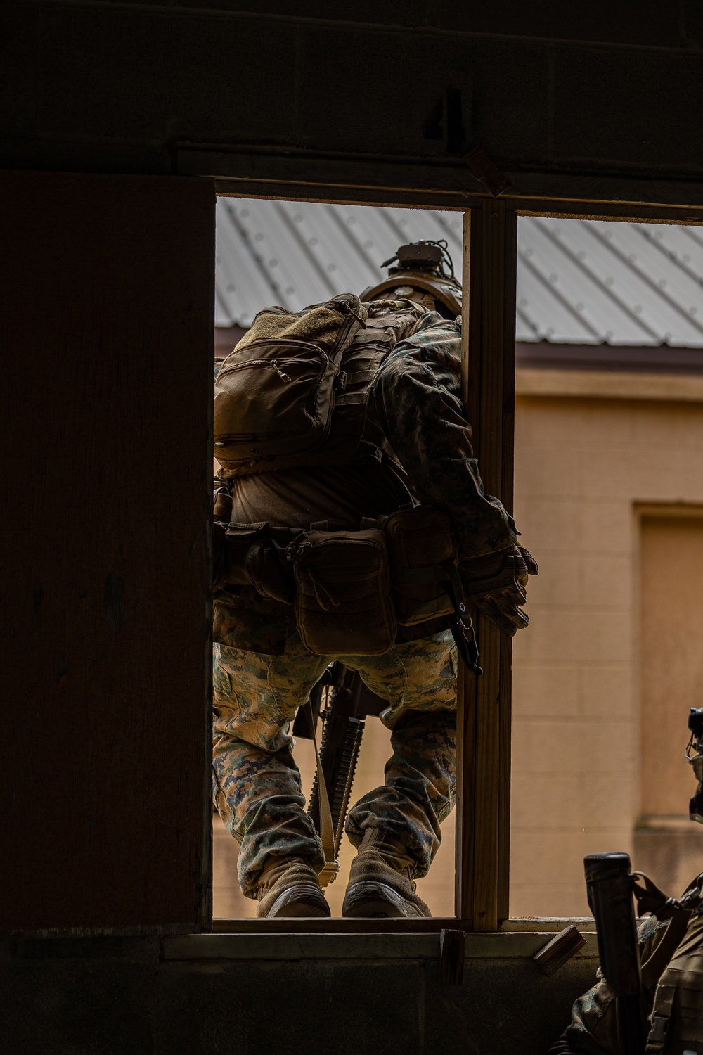 Elements of the 26th MEU Conduct MOUT Training