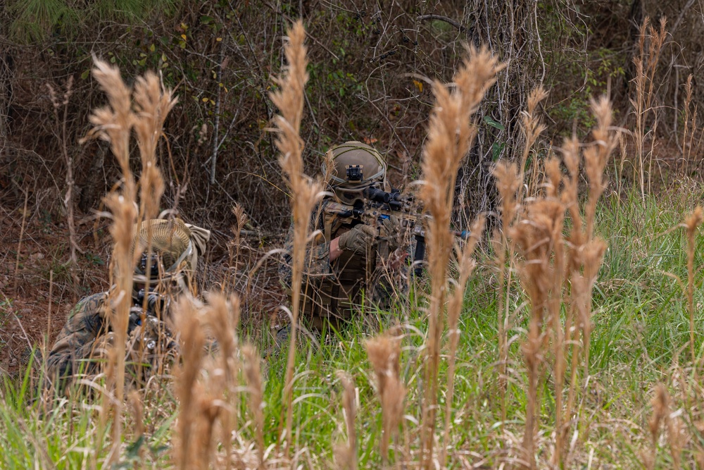 Elements of the 26th MEU Conduct MOUT Training