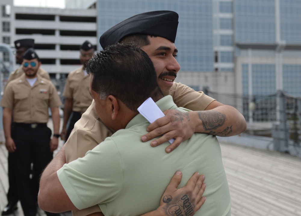 Naval Museum hosts a re-enlistment ceremony aboard Battleship Wisconsin