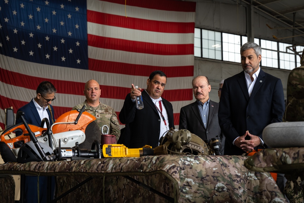 President Abdo visits Hurlburt, AFSOC