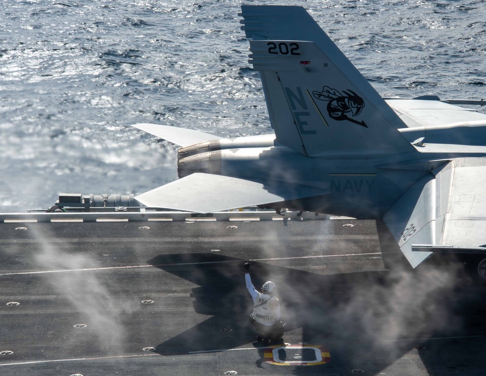 USS Carl Vinson (CVN 70) Conducts Flight Operations