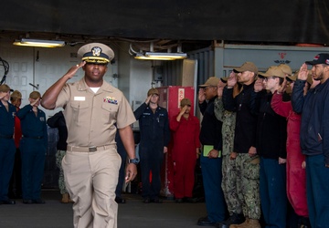 Commander Rung Ashore From USS Boxer (LHD 4)
