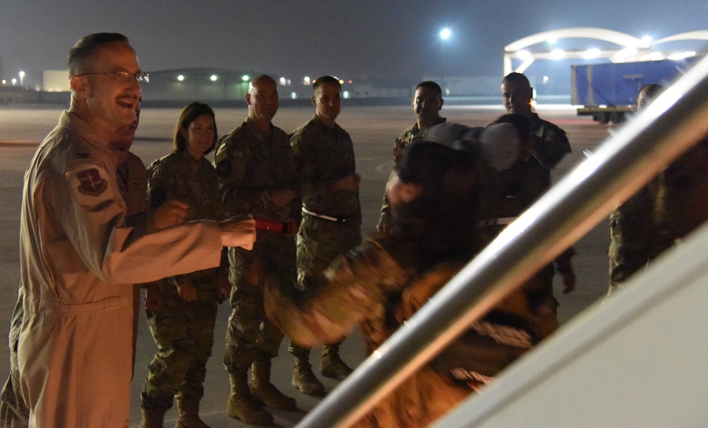 75th EFS and EFGS arrive at Al Dhafra Air Base