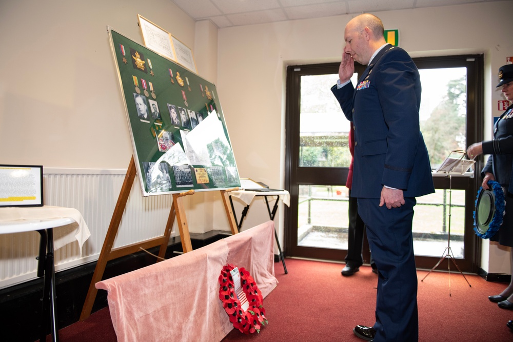 Welford Community remembers WWII 101 Squadron bomber crash