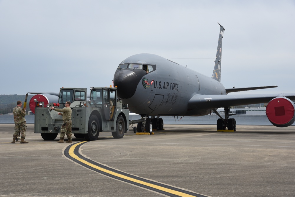 Towing a KC-135