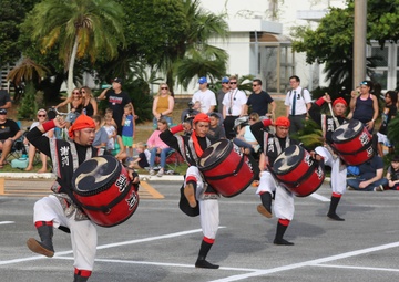 THE REAL PLEASURE OF CROSS-CULTURAL EXCHANGE / 異文化交流の醍醐味