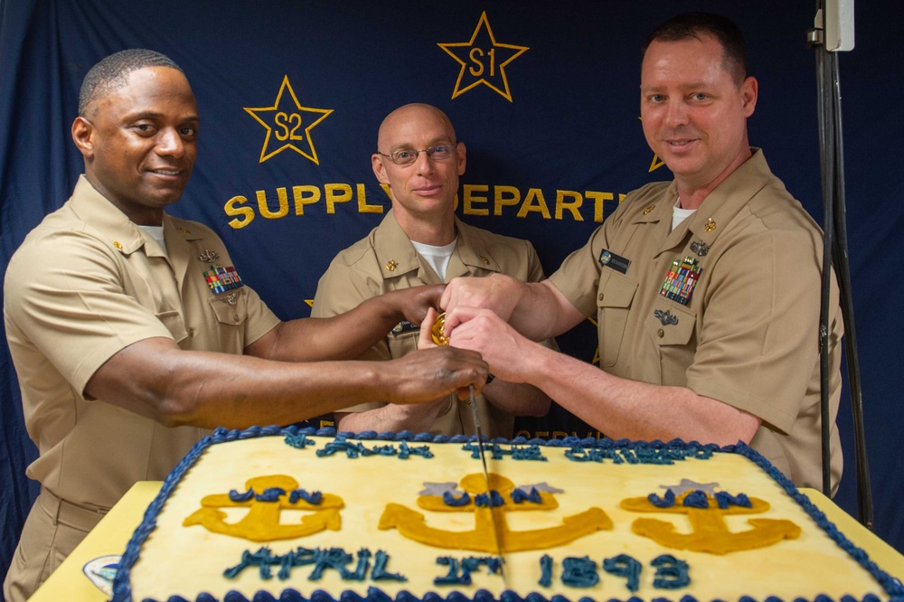 Blue Ridge Chief Petty Officers Celebrate Birthday