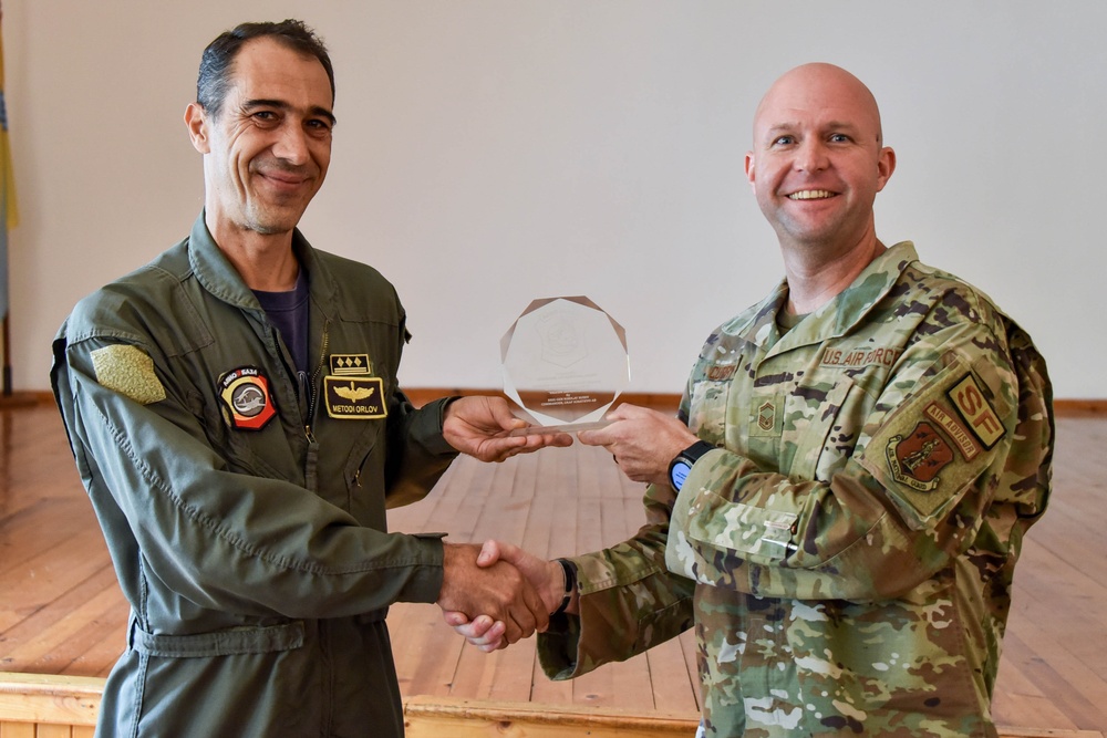 Tennessee Airmen complete tactical training with Bulgarian Air Force