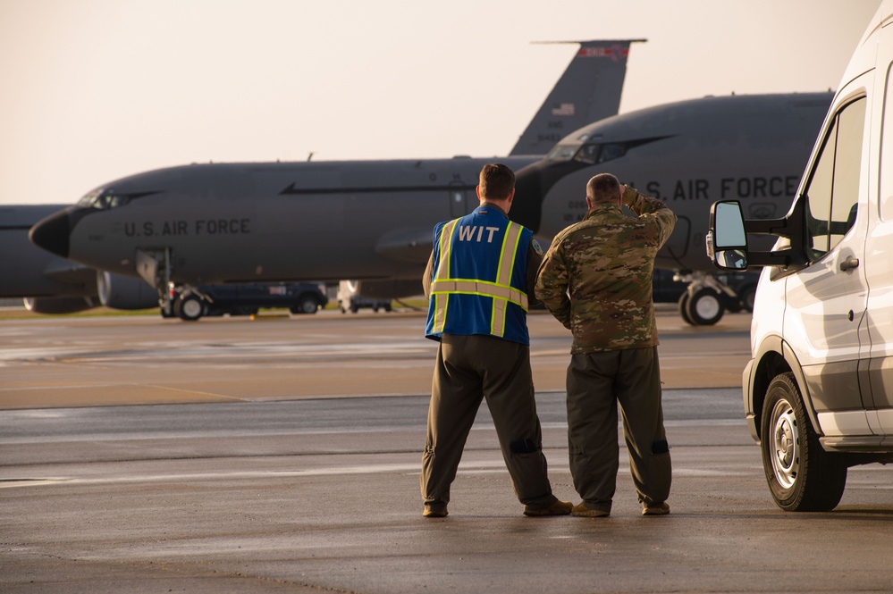 WIT inspecting aircrews