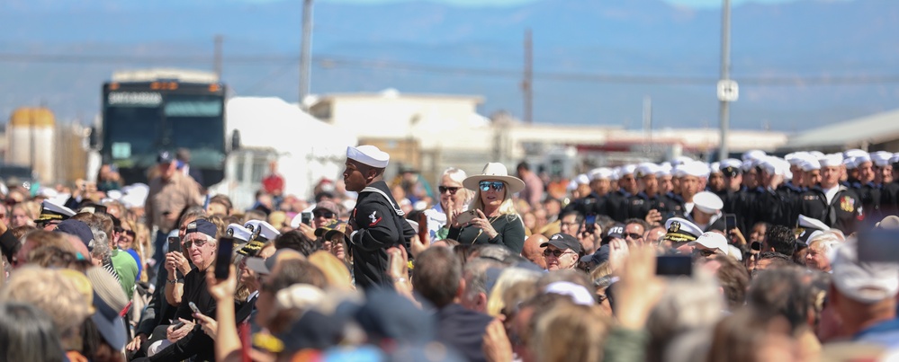 USS Santa Barbara (LCS32) Commissioned onboard Port Hueneme