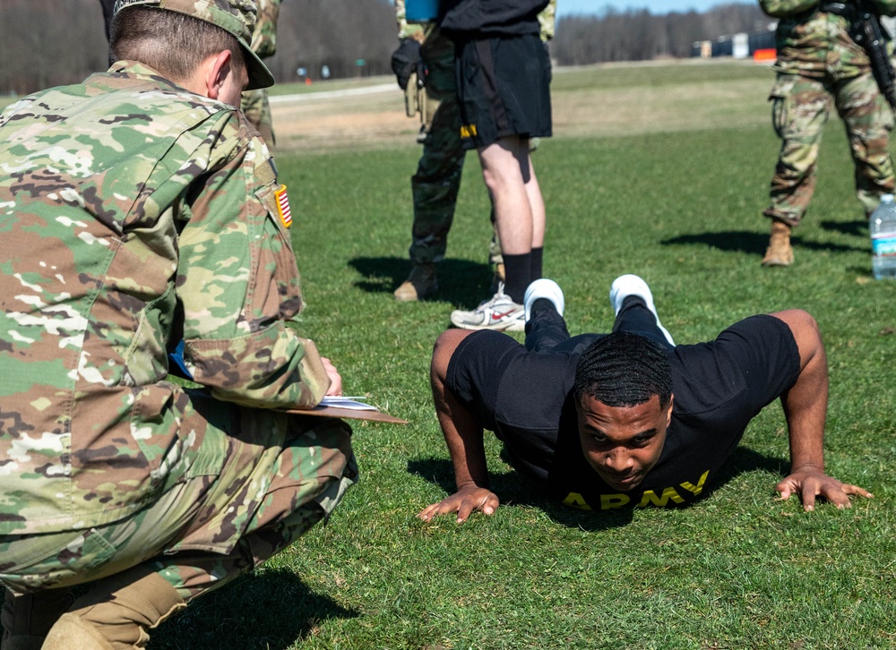 DVIDS - Images - OHARNG Soldiers compete in State Best Warrior ...