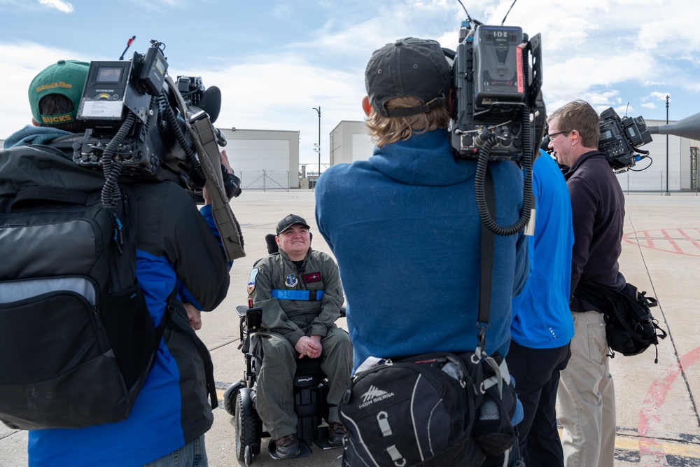 &quot;Top Gun&quot; Make-A-Wish Colorado collaboration with Buckley Space Force Space