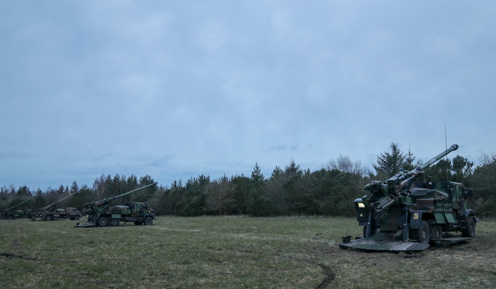 French soldiers conduct howitzer live fire during Dynamic Front 23