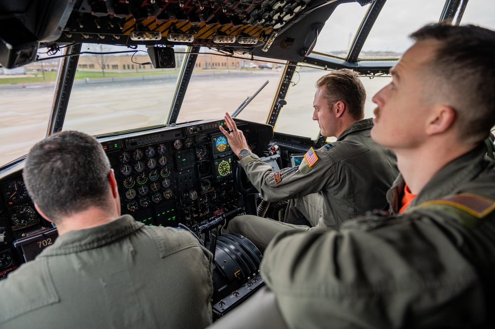 182nd Airlift Wing C-130 Flight Crew