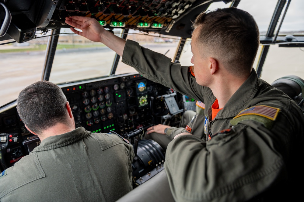 182nd Airlift Wing C-130 Flight Crew