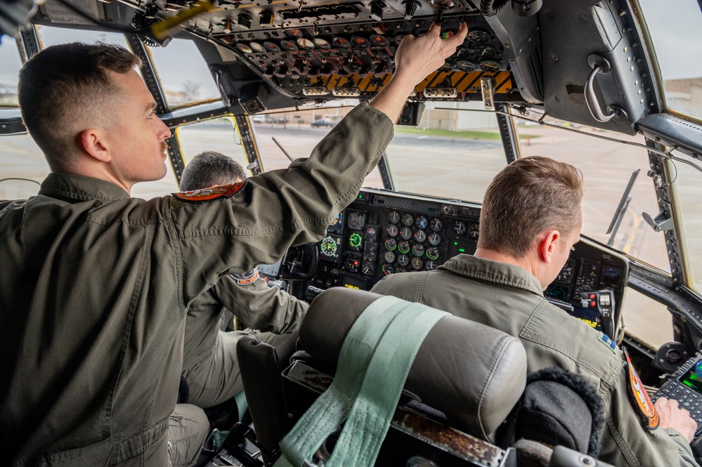 182nd Airlift Wing C-130 Flight Crew