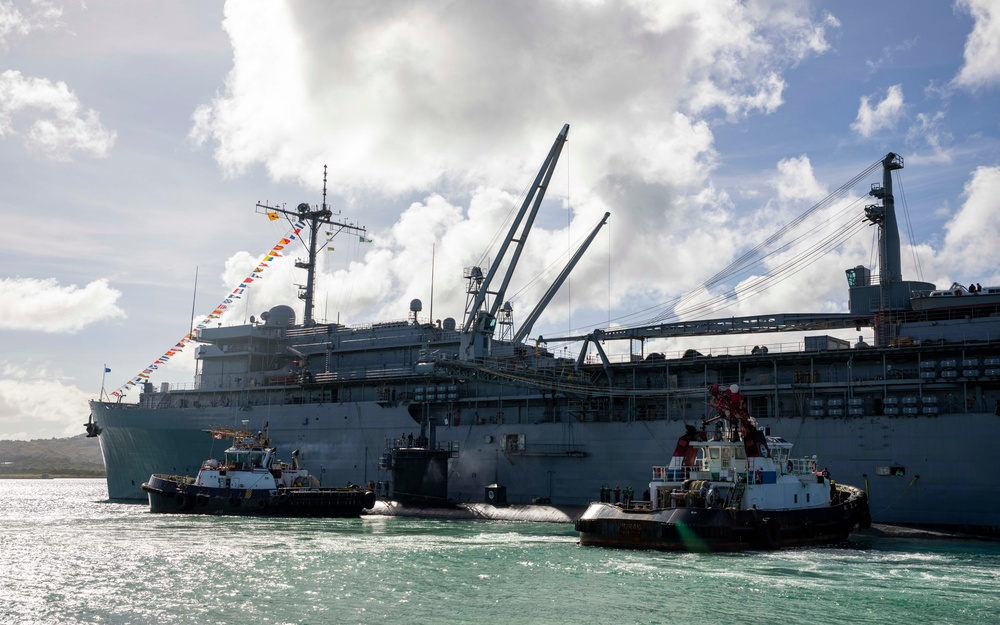 USS Colombia Moors Alongside USS Emory S Land