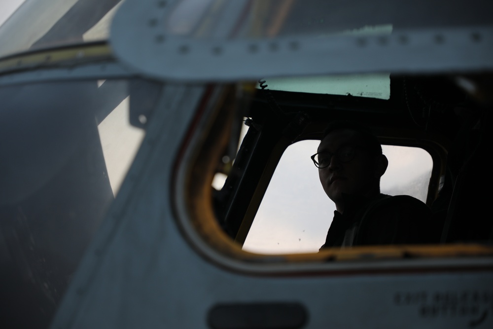 Flight Quarters Aboard the JPM (LPD-26)