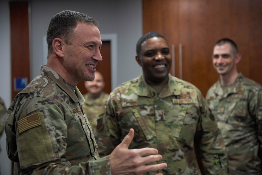 DCOM visits Airmen of the 86th AW