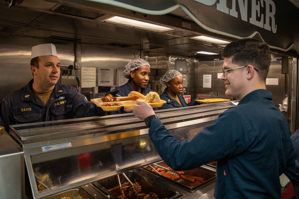 USS Nitze (DDG 94) Daily Operations