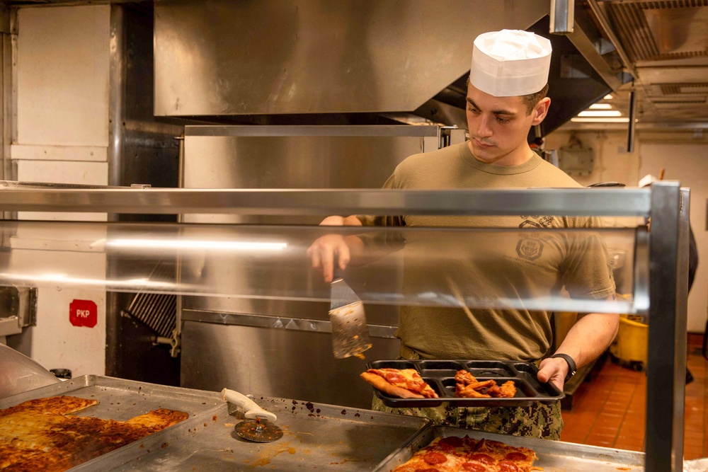 USS Leyte Gulf (CG 55) Daily Operations