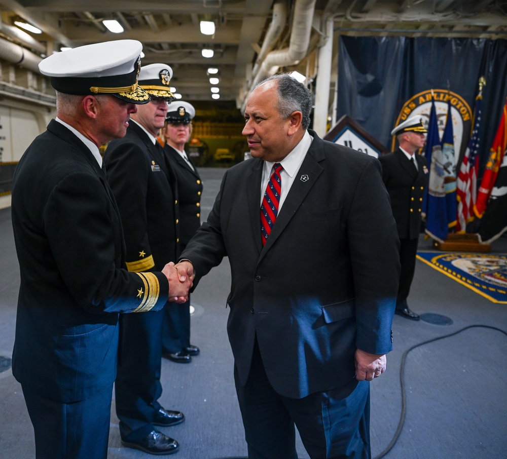 Secretary of the Navy Carlos Del Toro Visits New York during Veterans Day.