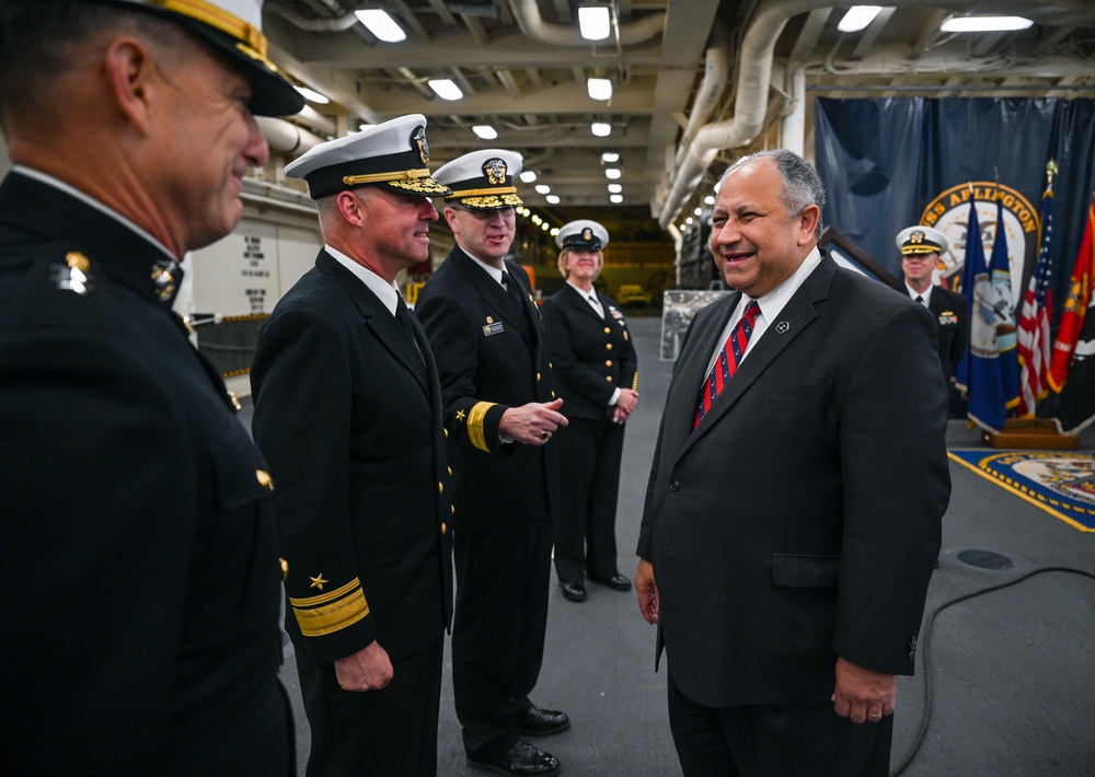 Secretary of the Navy Carlos Del Toro Visits New York during Veterans Day.