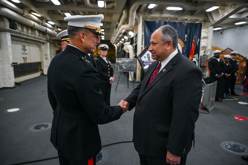 Secretary of the Navy Carlos Del Toro Visits New York during Veterans Day.