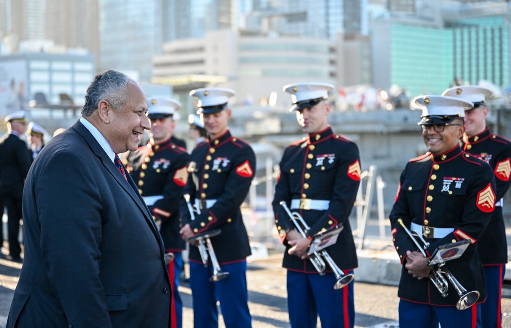 Secretary of the Navy Carlos Del Toro Visits New York during Veterans Day.