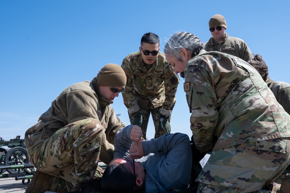 McConnell, teams up for aeromedical evacuation training