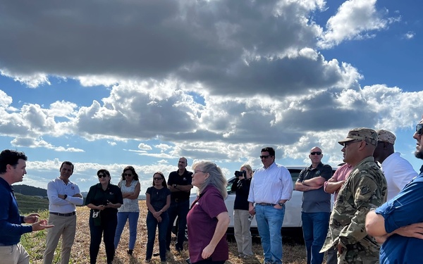 Members of the Puerto Rico Integrated Projects Office (PR-IPO) of the US Army Corps of Engineers Jacksonville District (USACE), received Dr. David W. Pittman, Director of the US Army Research and Development Center (ERDC)