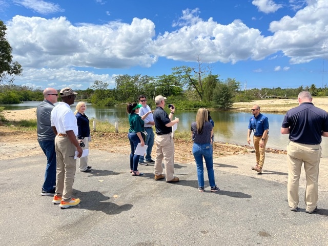 Members of the Puerto Rico Integrated Projects Office (PR-IPO) of the US Army Corps of Engineers Jacksonville District (USACE), received Dr. David W. Pittman, Director of the US Army Research and Development Center (ERDC)