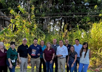 Members of the Puerto Rico Integrated Projects Office (PR-IPO) of the US Army Corps of Engineers Jacksonville District (USACE), received Dr. David W. Pittman, Director of the US Army Research and Development Center (ERDC)