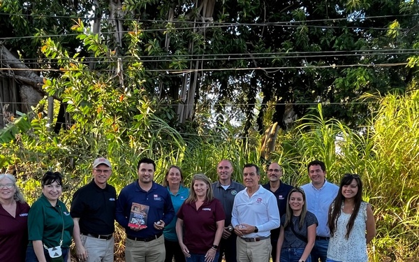 Members of the Puerto Rico Integrated Projects Office (PR-IPO) of the US Army Corps of Engineers Jacksonville District (USACE), received Dr. David W. Pittman, Director of the US Army Research and Development Center (ERDC)