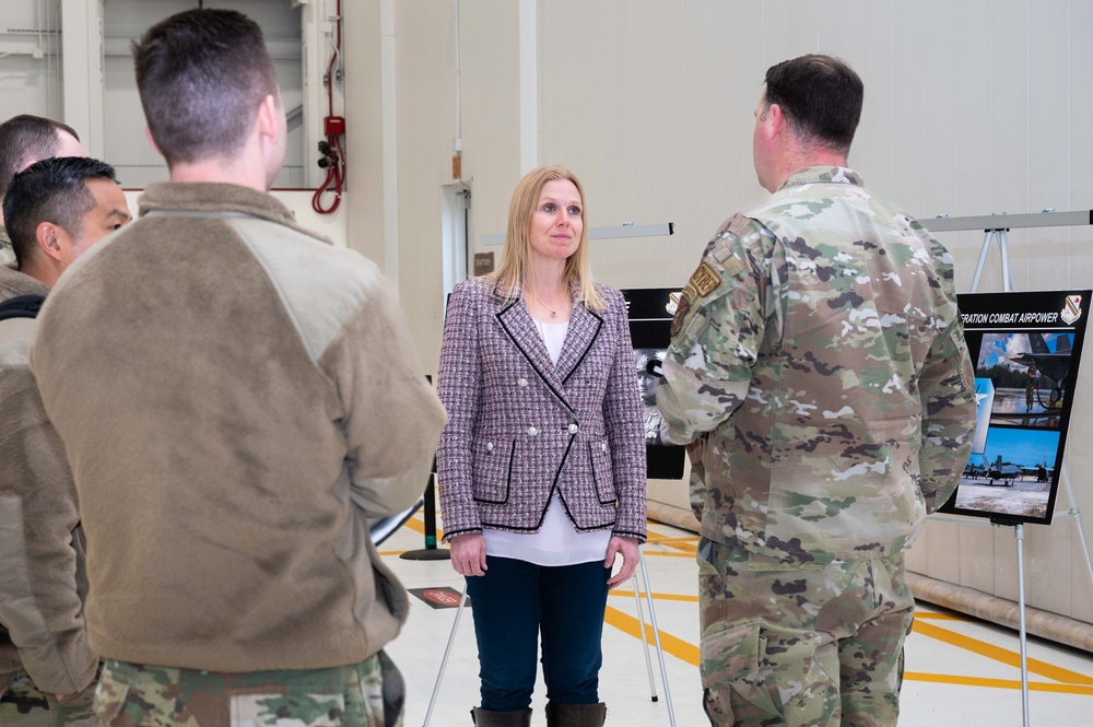 Lauren Barrett Knausenberger, Chief Information Officer for the Department of the Air Force visits the 354th Fighter Wing