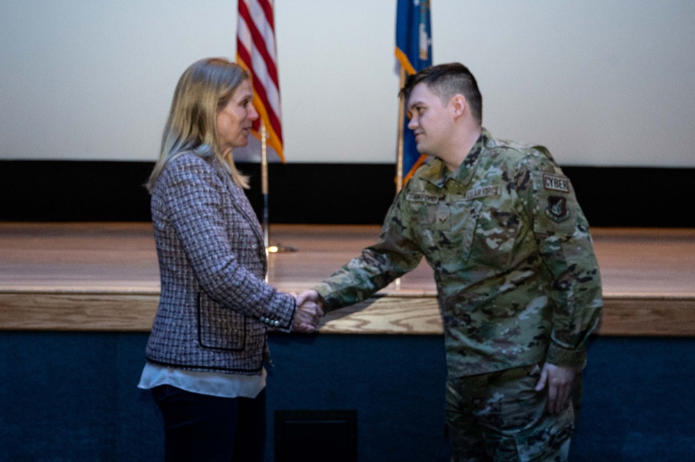 Lauren Barrett Knausenberger, Chief Information Officer for the Department of the Air Force visits the 354th Fighter Wing