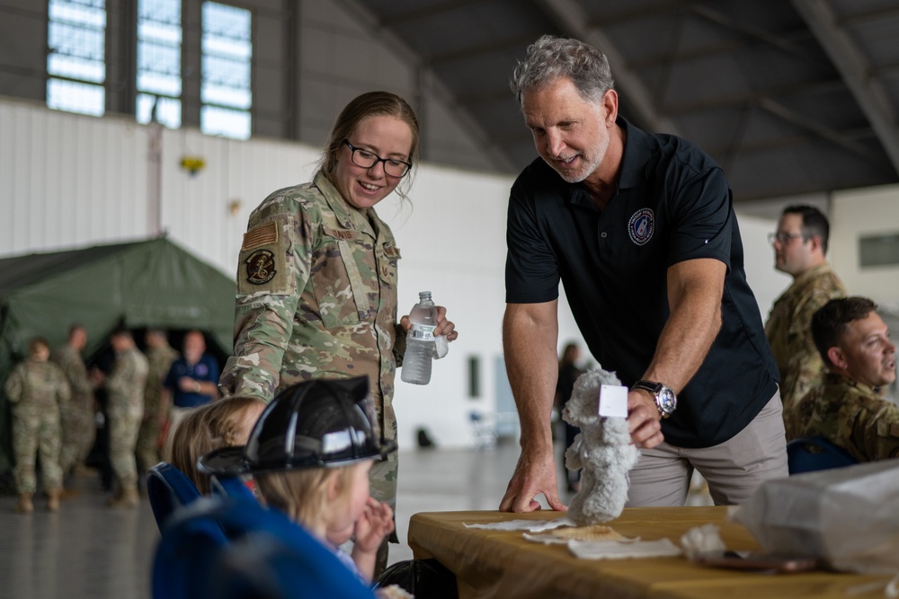 The 6th ARW welcomes home re-deployers with Operation Homecoming