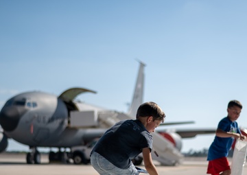 The 6th ARW welcomes home re-deployers with Operation Homecoming
