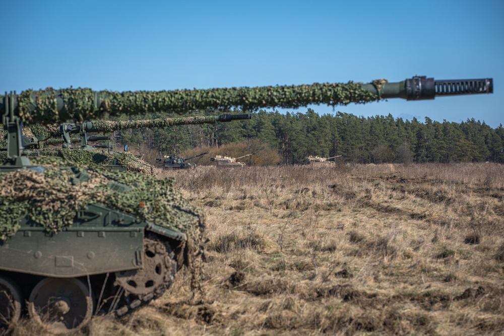 eFP Battle Group Poland’s Kings of Battle Rain Down Combined Firepower