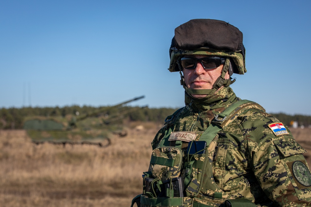 eFP Battle Group Poland’s Kings of Battle Rain Down Combined Firepower