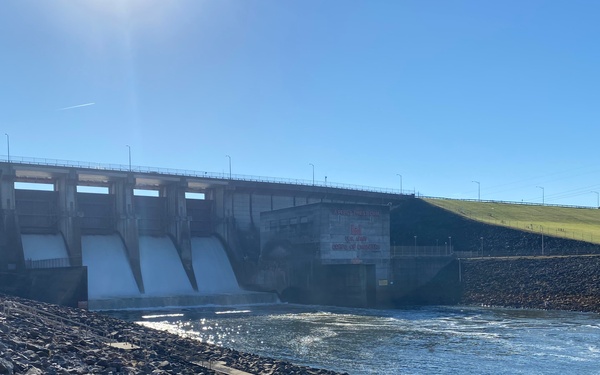 Nashville District Engineers build and install new Supervisory Control and Data Acquisition system