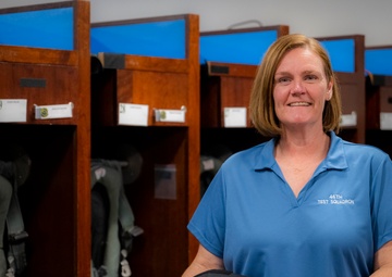 Test engineer earns AF leadership award